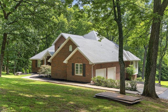 1790 N Deer Lane, Nixa, MO 65714