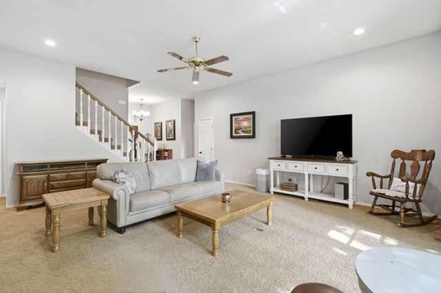 1790 N Deer Lane, Nixa, MO 65714