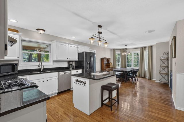 1790 N Deer Lane, Nixa, MO 65714