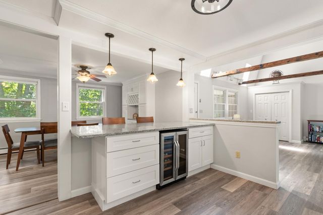 42 Summer St, Foxboro, MA 02035