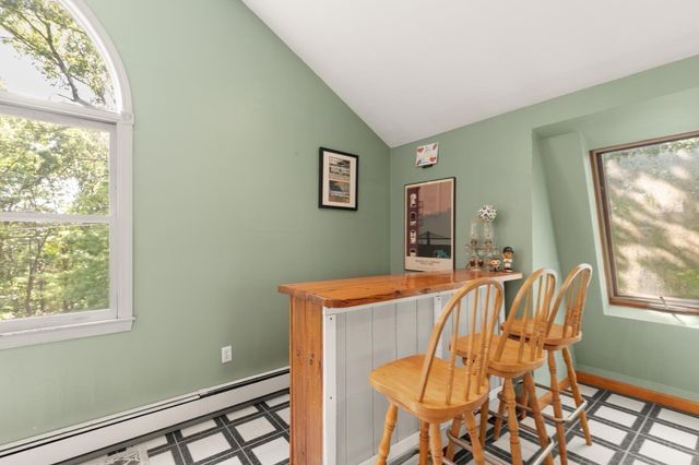 42 Summer St, Foxboro, MA 02035