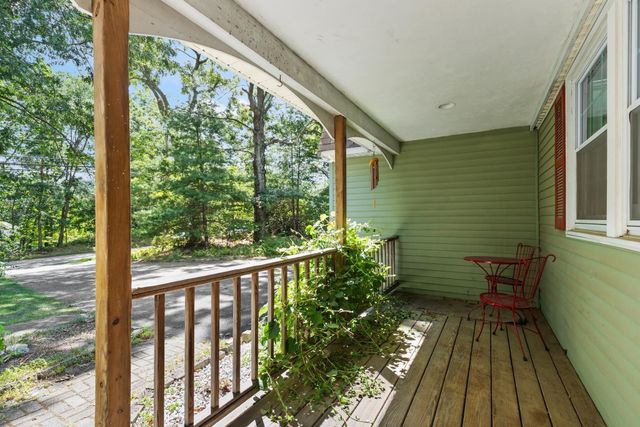 42 Summer St, Foxboro, MA 02035
