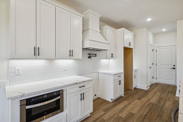 5135 Hwy 41 North, Springfield, TN 37172