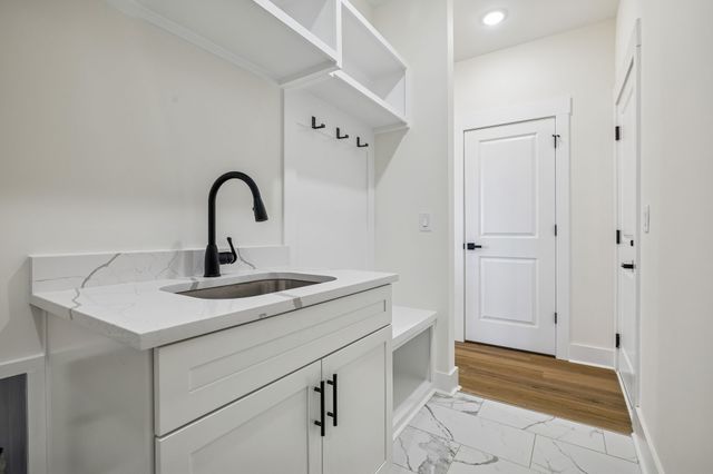 5135 Hwy 41 North, Springfield, TN 37172