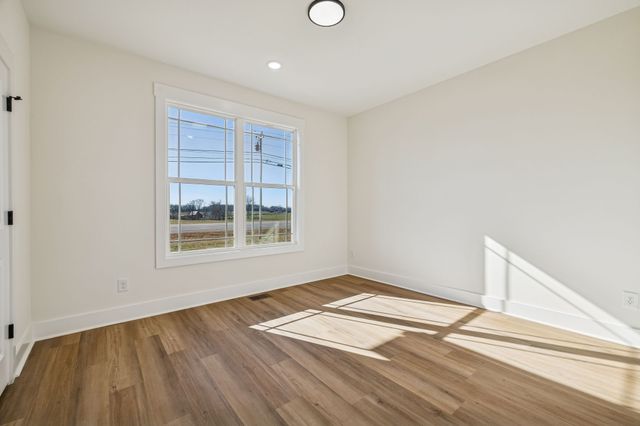 5135 Hwy 41 North, Springfield, TN 37172