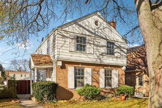 2423 S 60th STREET, West Allis, WI 53219