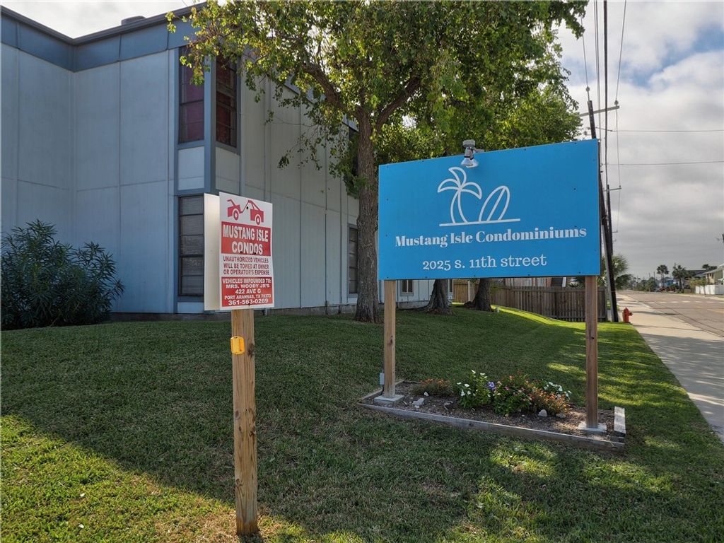 2025 S 11th St 1, Port Aransas, TX 78373