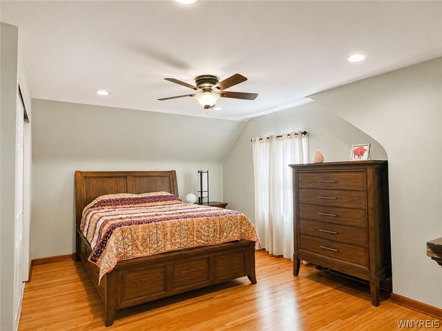 4696 Chapman Parkway, Hamburg, NY 14075