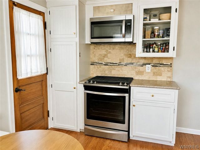 4696 Chapman Parkway, Hamburg, NY 14075