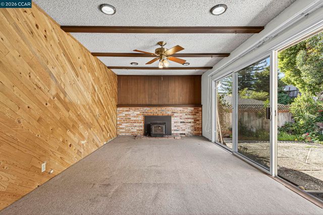 2555 Arroyo Ave, Pinole, CA 94564