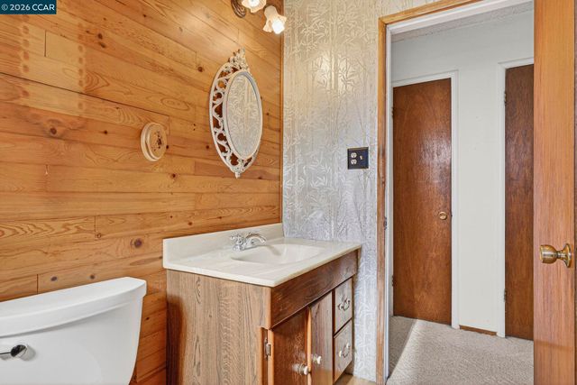 2555 Arroyo Ave, Pinole, CA 94564