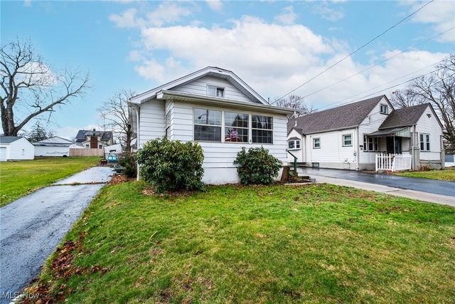 1633 Wakefield Avenue, Youngstown, OH 44514