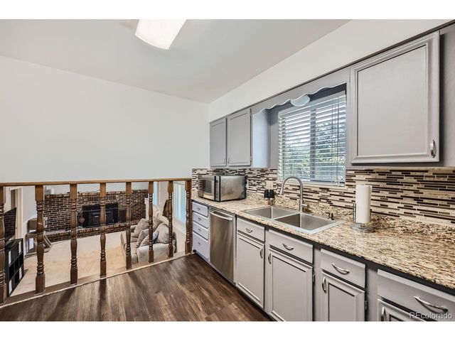 33 Briargate Ter, Pueblo, CO 81001