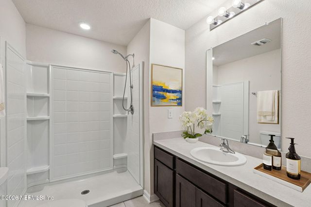 871 GATE RUN Road, Jacksonville, FL 32211