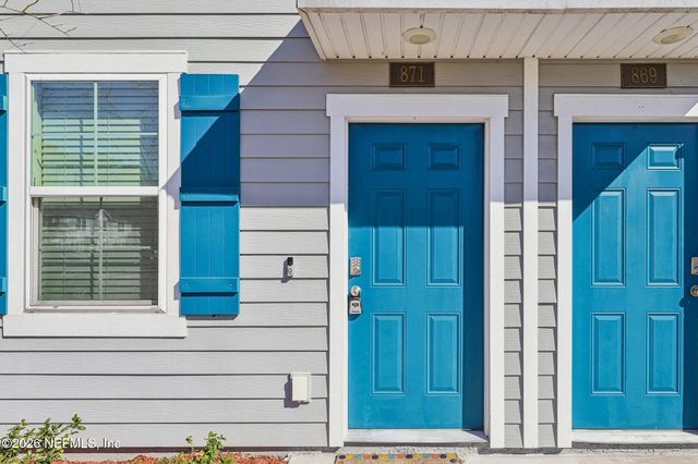 871 GATE RUN Road, Jacksonville, FL 32211