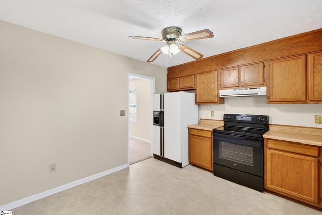 1206 Wenwood Circle, Greenville, SC 29607