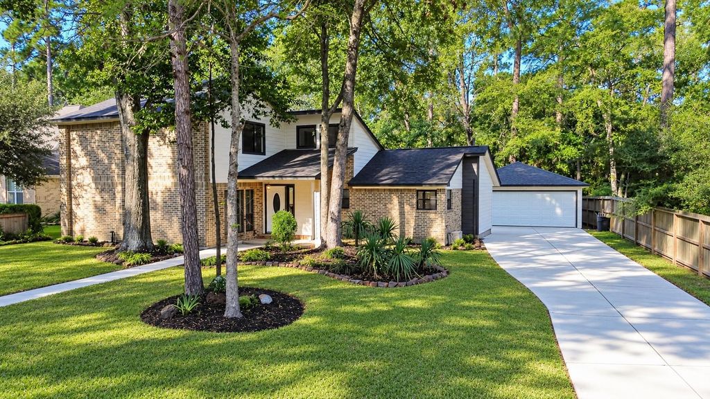 150 Park Way, Conroe, TX 77356