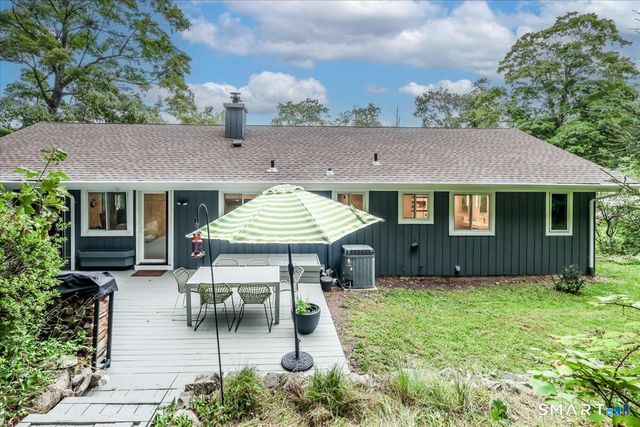 177 Mamanasco Road, Ridgefield, CT 06877