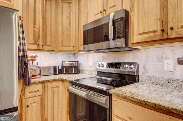 2406 Winterview Ridge, Gainesville, GA 30506