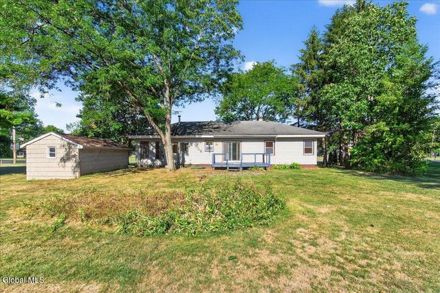 13 Veterans Street, Poestenkill, NY 12140