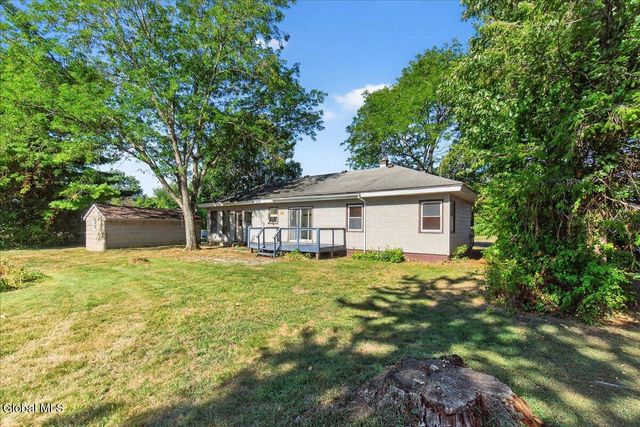 13 Veterans Street, Poestenkill, NY 12140