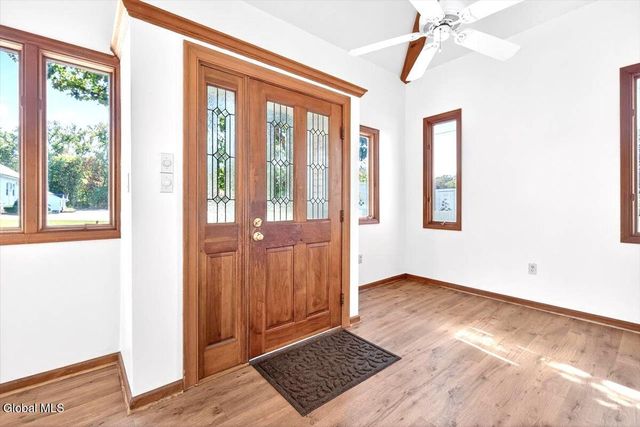 13 Veterans Street, Poestenkill, NY 12140