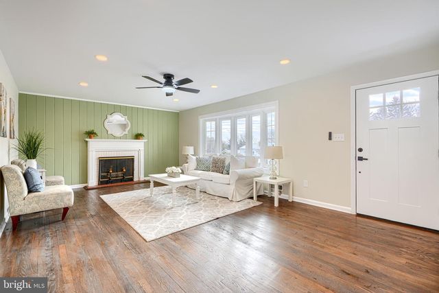 140 E TIMONIUM RD, Lutherville Timonium, MD 21093