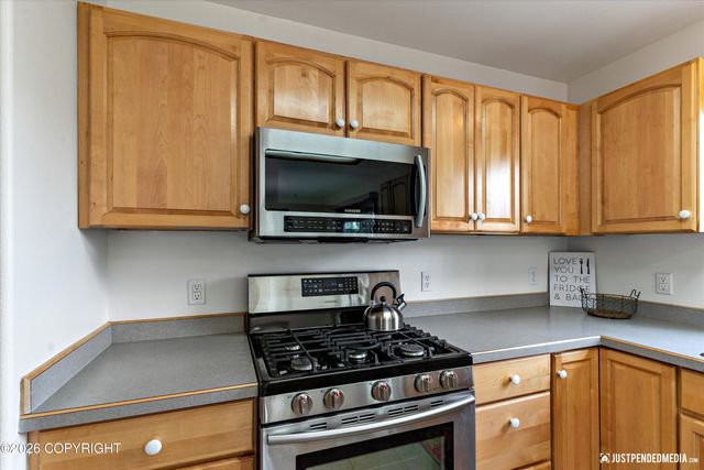 991 N Jack Nicklaus Drive, Wasilla, AK 99654