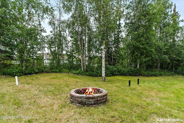 991 N Jack Nicklaus Drive, Wasilla, AK 99654