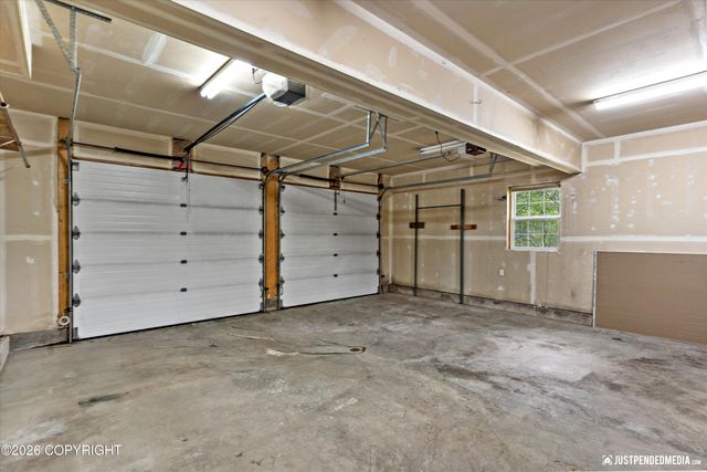 991 N Jack Nicklaus Drive, Wasilla, AK 99654