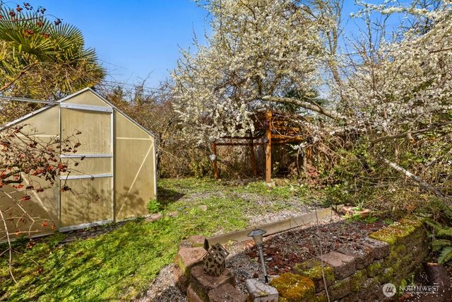 1306 S Monroe Street, Tacoma, WA 98405