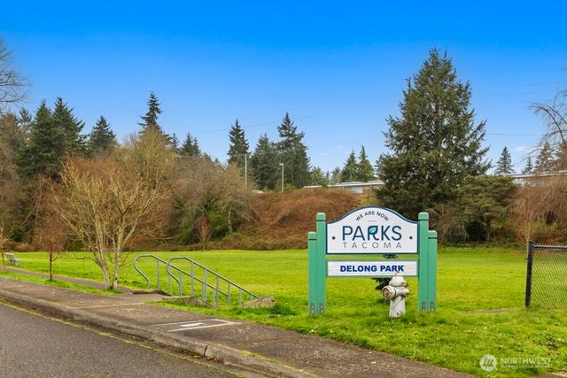 1306 S Monroe Street, Tacoma, WA 98405