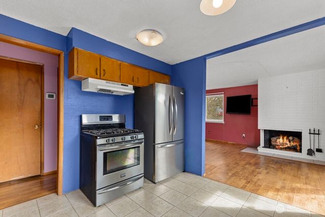 1306 S Monroe Street, Tacoma, WA 98405