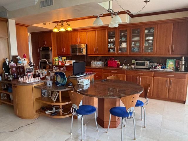 4240 Galt Ocean Drive 1005, Fort Lauderdale, FL 33308