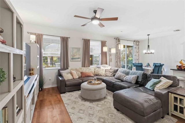 5113 SANDERLING RIDGE DRIVE, Lithia, FL 33547