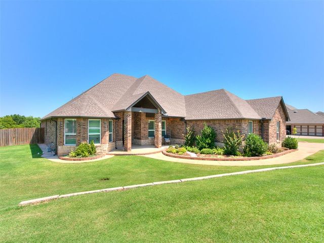 3001 Firefly Drive, Norman, OK 73071