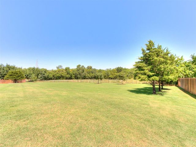 3001 Firefly Drive, Norman, OK 73071