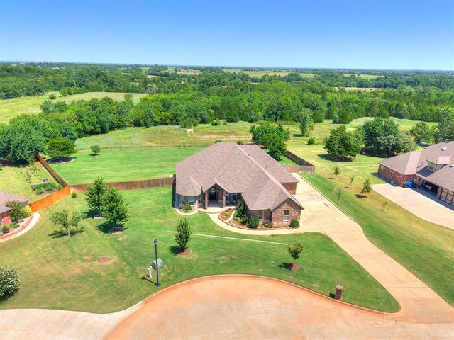 3001 Firefly Drive, Norman, OK 73071