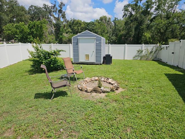 5203 SE 114TH STREET, Belleview, FL 34420