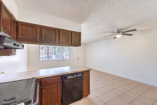 6979 Issac Avenue, Las Vegas, NV 89156