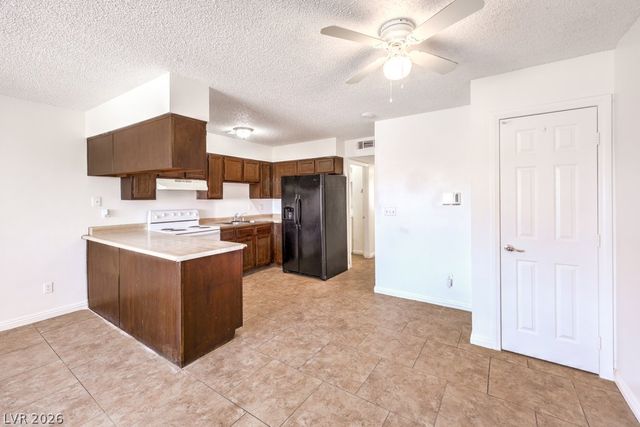 6979 Issac Avenue, Las Vegas, NV 89156