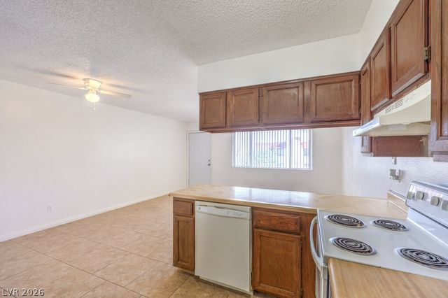 6979 Issac Avenue, Las Vegas, NV 89156