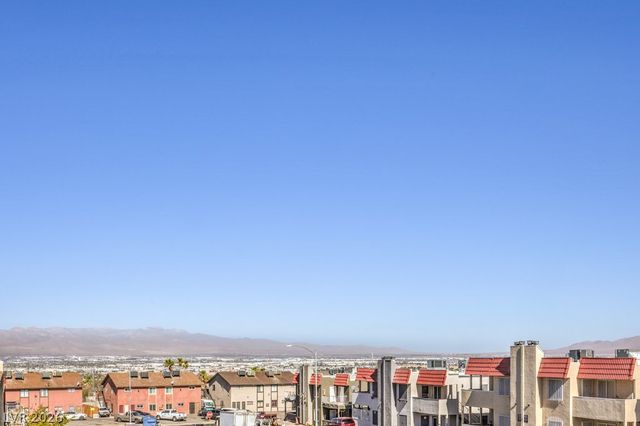 6979 Issac Avenue, Las Vegas, NV 89156