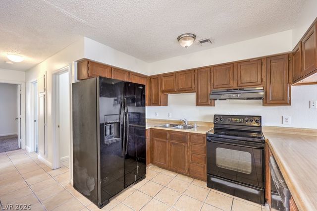 6979 Issac Avenue, Las Vegas, NV 89156