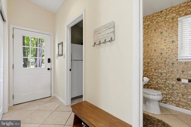 123 RUNNYMEDE DR, Lansdale, PA 19446