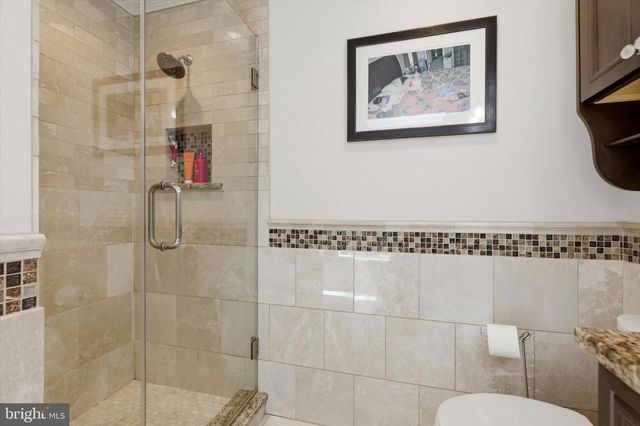 123 RUNNYMEDE DR, Lansdale, PA 19446
