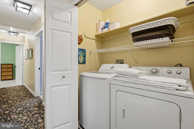 123 RUNNYMEDE DR, Lansdale, PA 19446