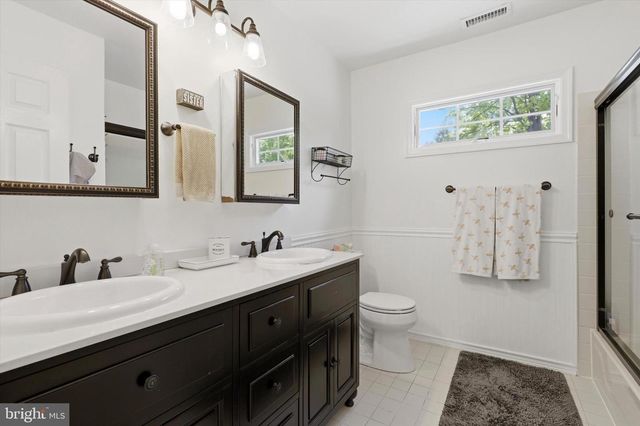 123 RUNNYMEDE DR, Lansdale, PA 19446