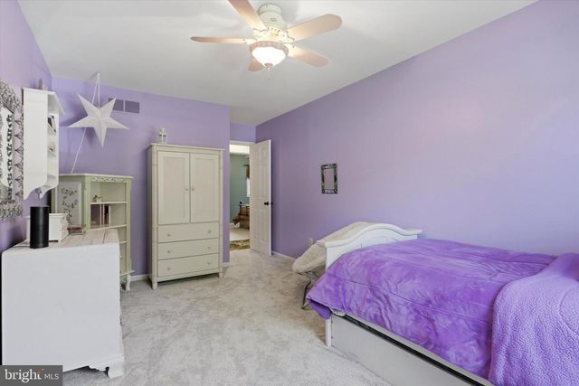 123 RUNNYMEDE DR, Lansdale, PA 19446
