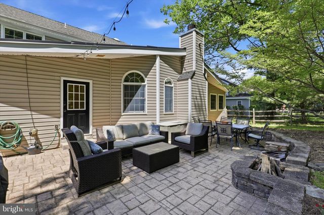 123 RUNNYMEDE DR, Lansdale, PA 19446